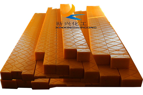 復(fù)合塑料枕木選用HDPE材質(zhì)的優(yōu)勢(shì)